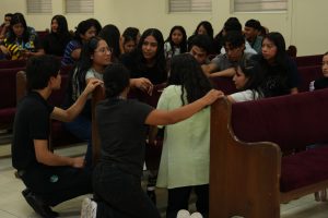 Alumnos d euniversidad de navojoa en team back